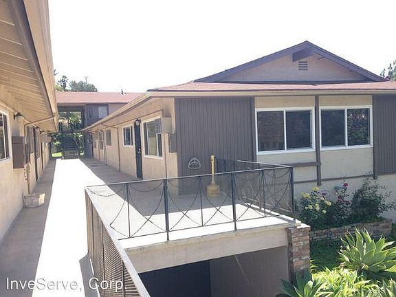 2nd image of 2737 Via Paseo APT 11
