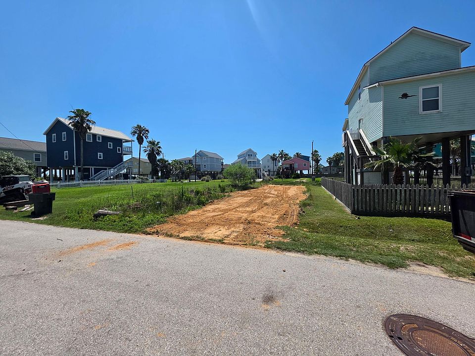2nd image of 11213 Reagor Way Lot 8
