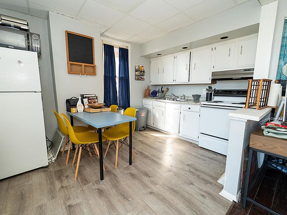 2nd image of 165 Kendall Ave Floor 2