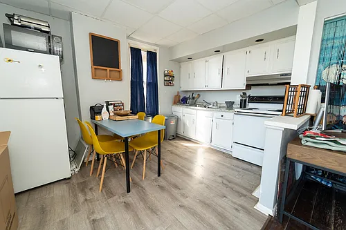 165 Kendall Ave #2 Photo 1