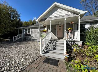 8759 Angola Rd, Holland, OH 43528