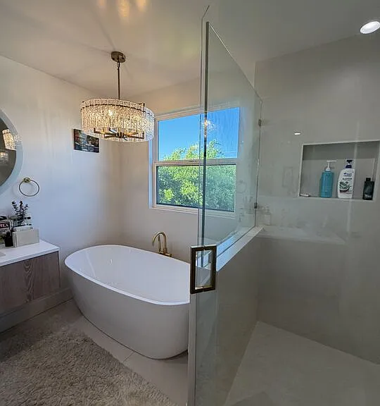 4342 Angeles Vista Blvd — Photo 14