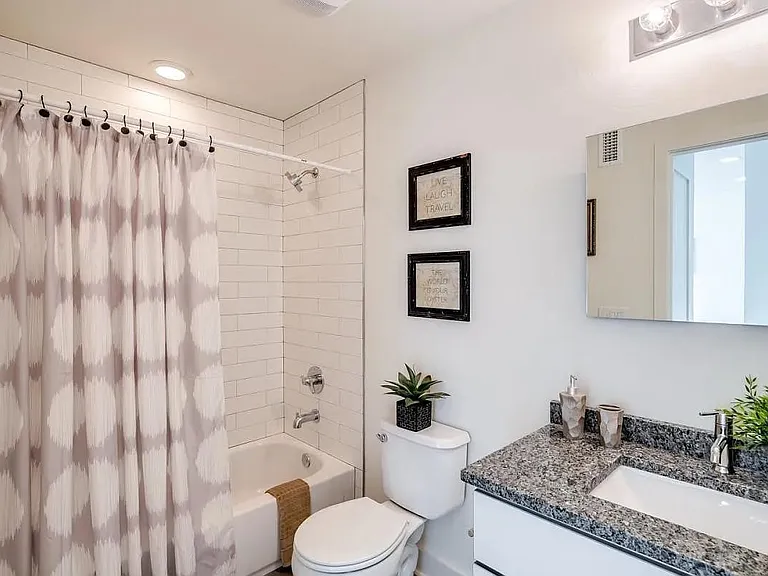 2617 W Girard Ave #3-C — Photo 9