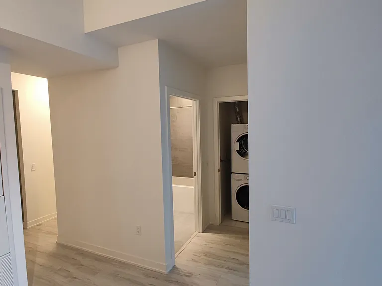 110 Broadway Ave #402S — Photo 26