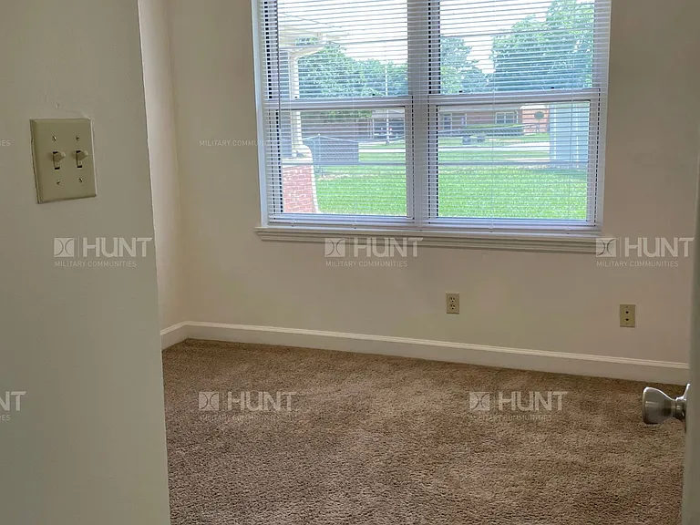 1666B Lunar Ct — Photo 10