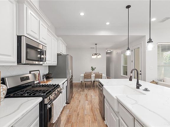 4th image of 10214 N 13th St