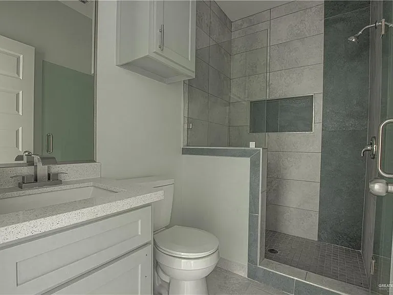 907 Hidden Hills St #1 — Photo 9
