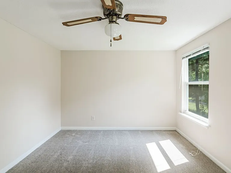 5520 Lacy Rd — Photo 27