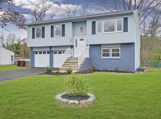 140 Pheasant Dr, Bayville, NJ 08721