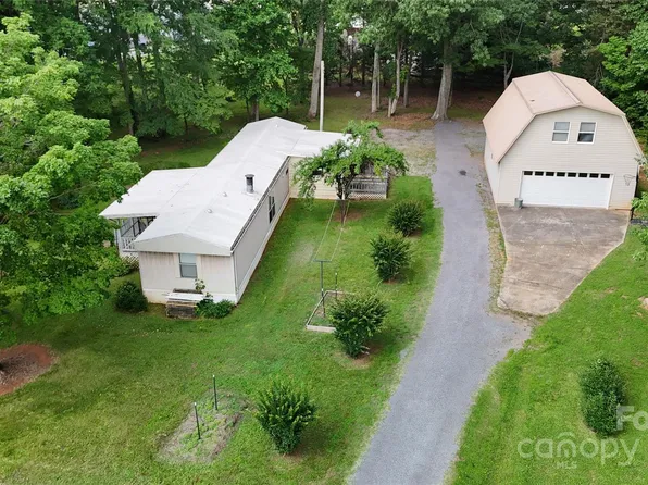 8112 Blackwood Rd, Denver, NC 28037