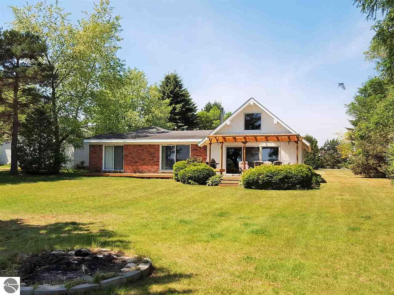 7872 Cedar Lake Rd, Oscoda, MI 48750 Zillow