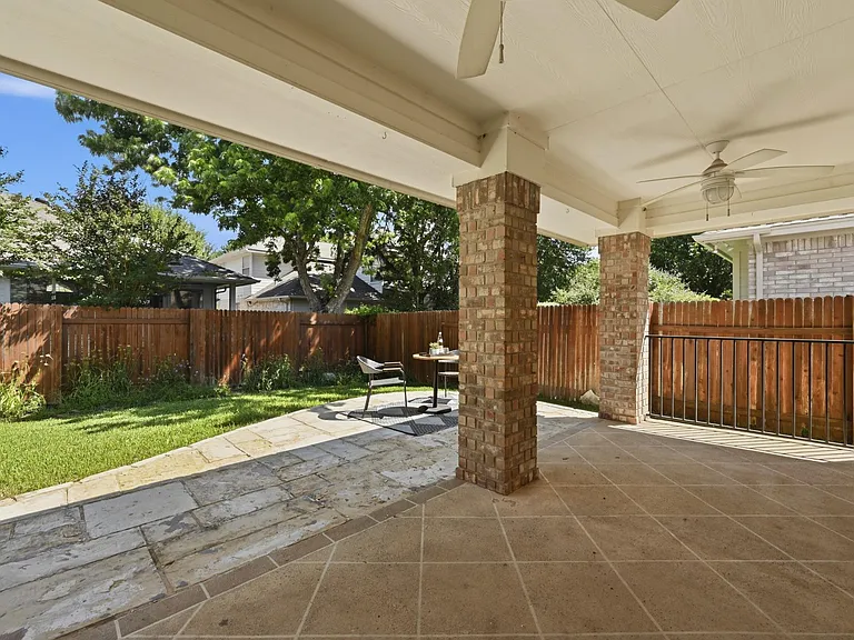 905 Hunters Creek Dr — Photo 27