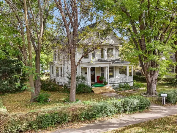 125 N University St, Vermillion, SD 57069