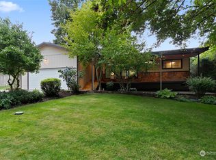 21 216th Ave NE, Sammamish, WA