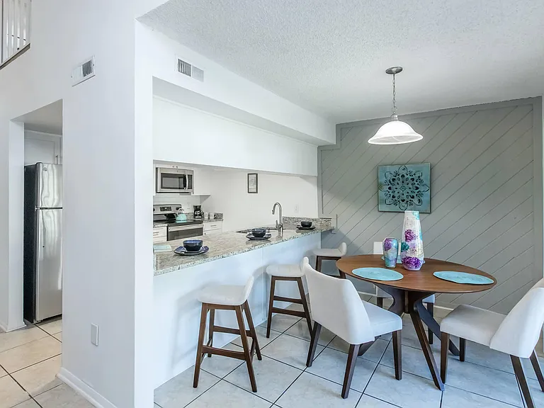 Urban Place Apartments — Photo 49