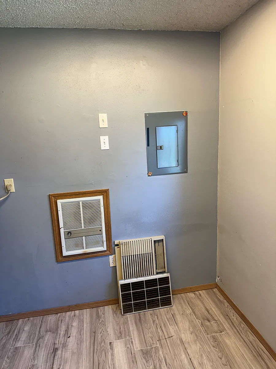 Building Photo - 227 4000th Rd