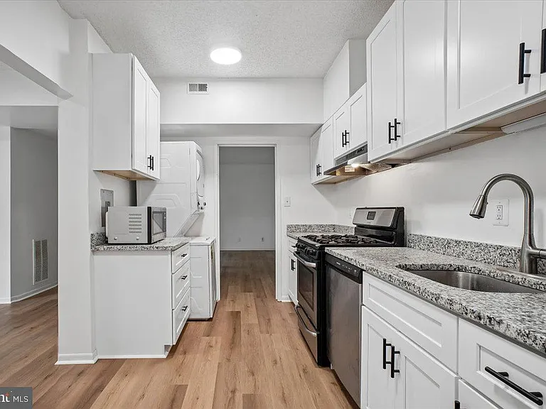 11805 Breton Ct #1A — Photo 15
