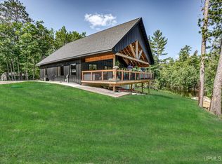 N4179 Co Rd, Iron Mountain, MI 49801