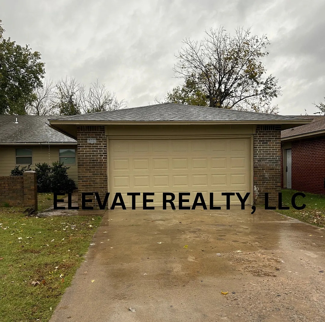 3 bed, 1197 sqft, $1,300 — Photo 1