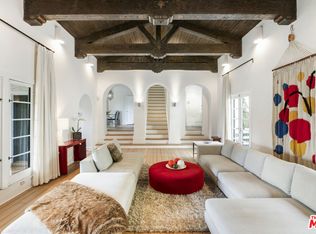 6145 Rodgerton Dr, Los Angeles, CA 90068