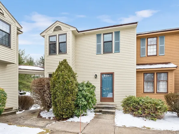182 Apache Way #182, Tewksbury, MA 01876