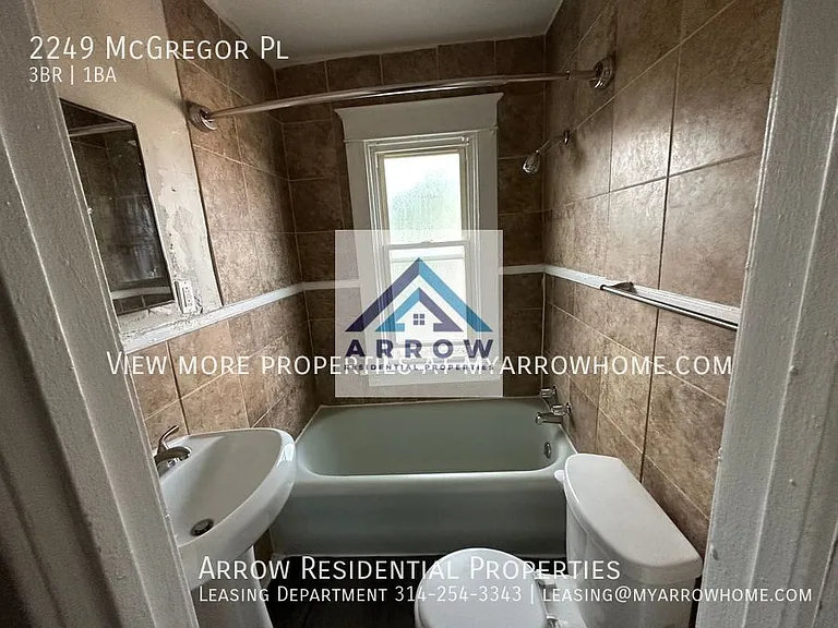 2249 McGregor Pl — Photo 7