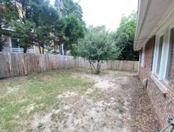 19 Hollywood Ct — Photo 14