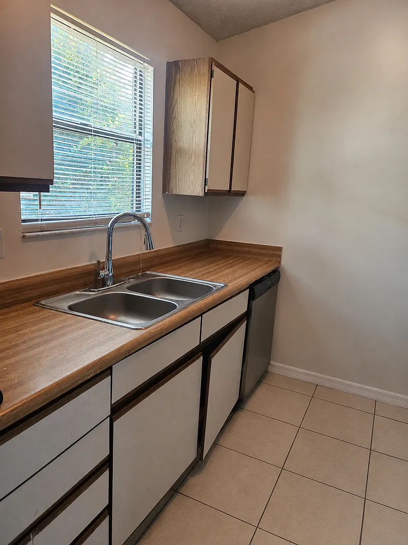 $995.00 - Indian Lakes - Newly Updated — Photo 3