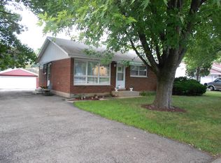 2042 Walnut Ave, Hanover Park, IL 60133