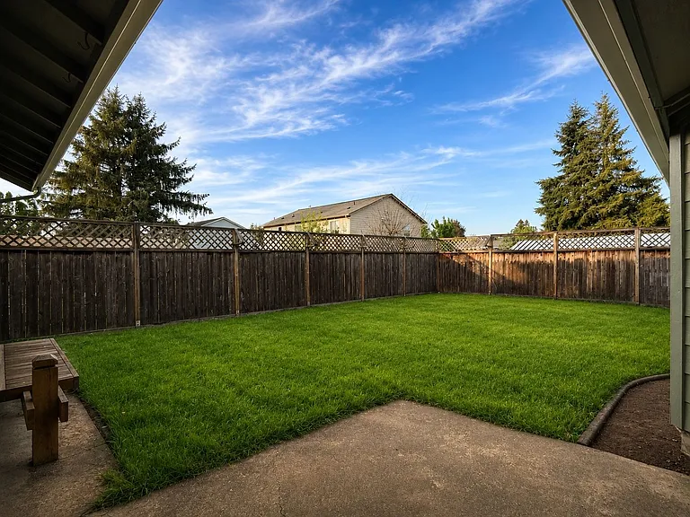 226 Sparks Dr — Photo 27