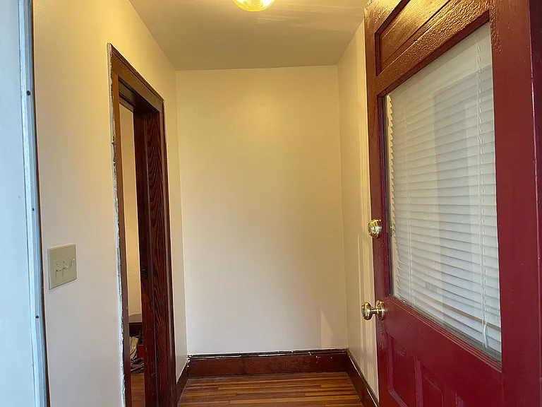 6 Silver Dr — Photo 4