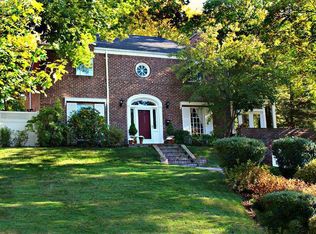 130 Caterson Ter, Hartsdale, NY 10530