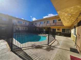 8542 Columbus Ave #16, North Hills, CA 91343