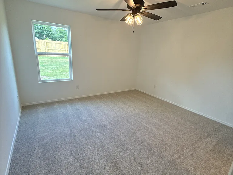1056 Raven Walk Dr — Photo 17