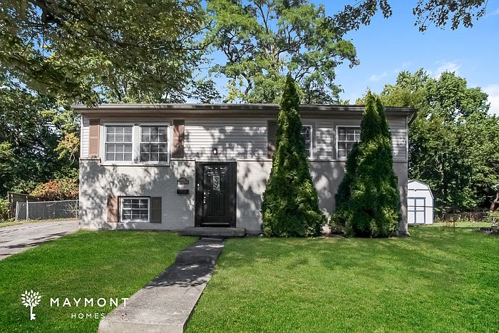 1st image of 1031 Stratford Pl