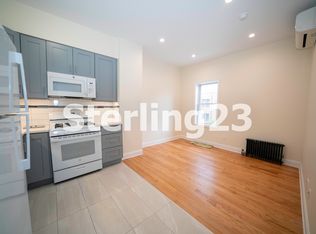 25-24 23rd St #3, Astoria, NY 11102