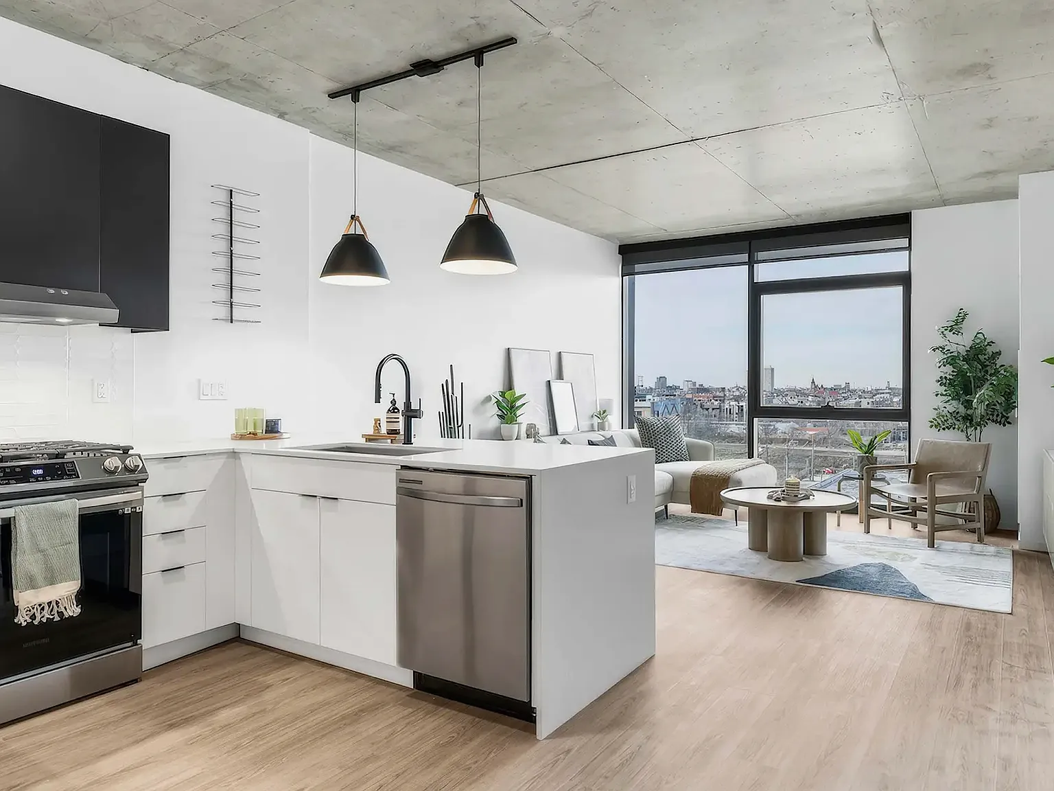 1 bed, 777 sqft, $2,890 — Photo 1