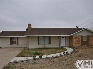 139 Tracy Dr, Waxahachie, TX 75165
