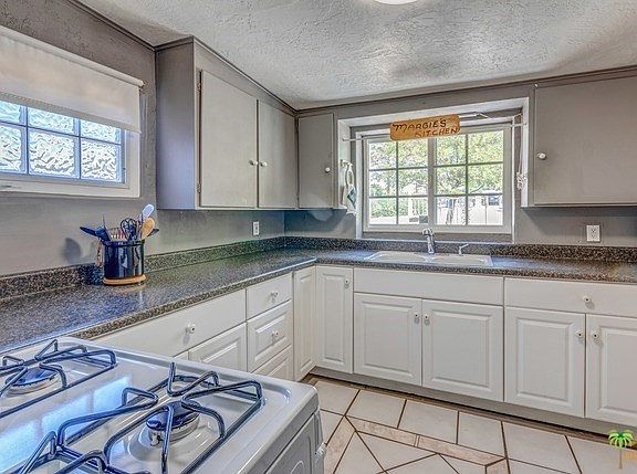 Upgraded Kitchen