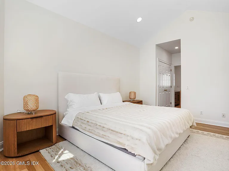 147 Holly Hill Ln #2 — Photo 15