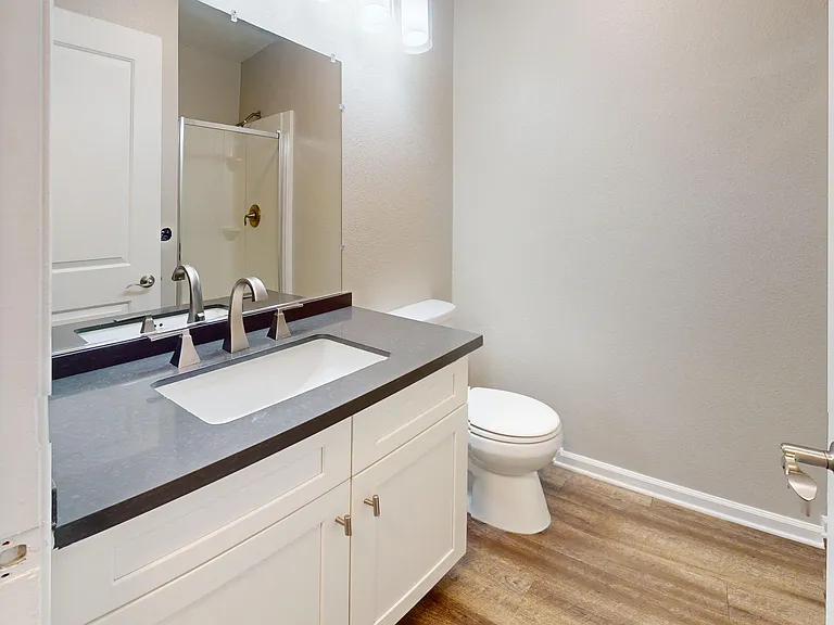 Charter Oaks Apartments — Photo 12