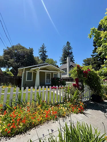 1122 Channing Ave Photo 1