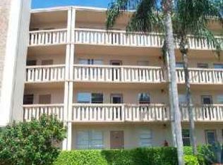 4030 Hythe #4030-B, Boca Raton, FL 33434