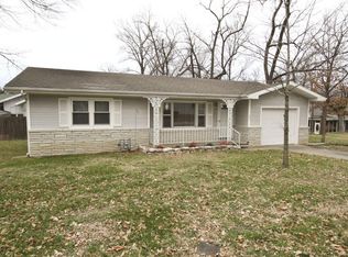 401 W Oak St, Ozark, MO 65721