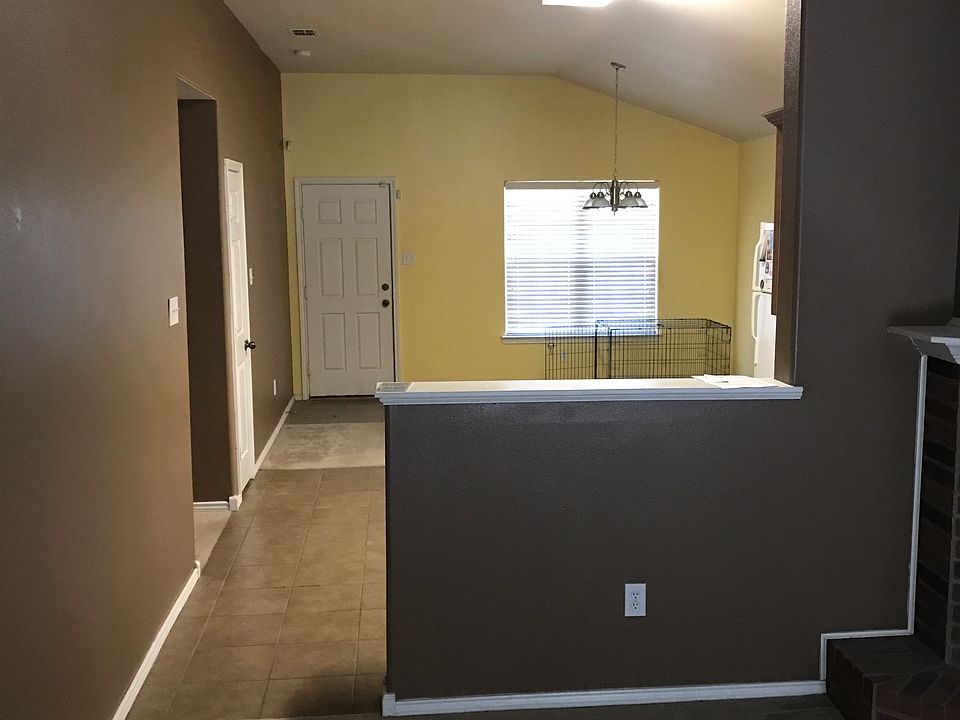 2nd image of 6732 37th St