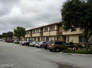 1924 Hibiscus Ln, Riviera Beach, FL 33404