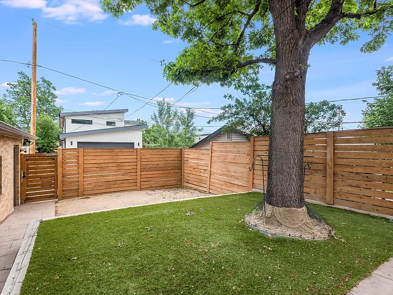 2516 Xavier St — Photo 36