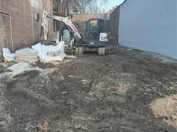 4740 White Plains Road, Bronx, NY 10470