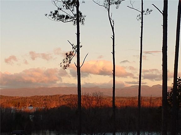5th image of 316 Island Dr
