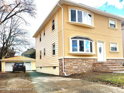 869 Elbe Ave, Staten Island, NY, 10304